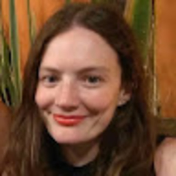 Meet your Posher, Julia - Picture 1 of 1